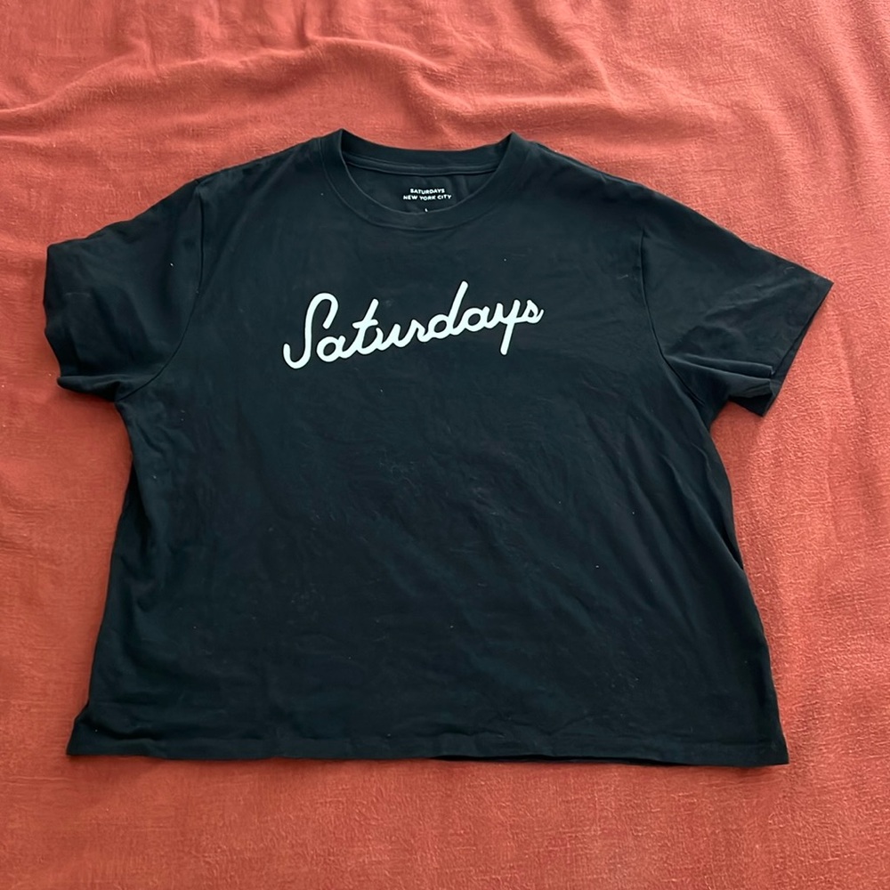 Cropped black T-shirt